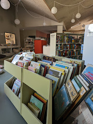 Photo n°4 de La Cabane du Lac de Châtellerault à Châtellerault (Ludothèque)