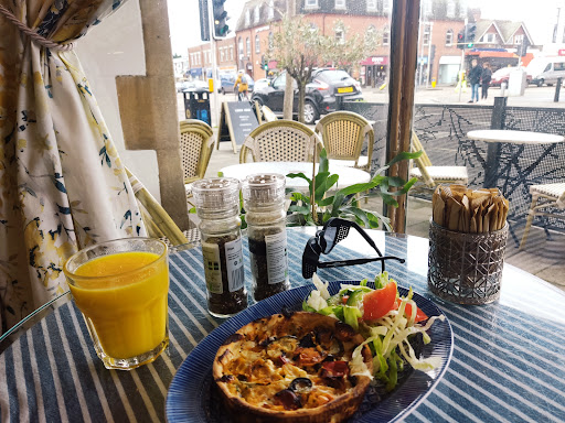 La Croissanterie Cafe Gallery - United Kingdom