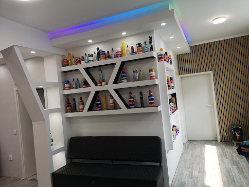 Mila Barbershop - Visual
