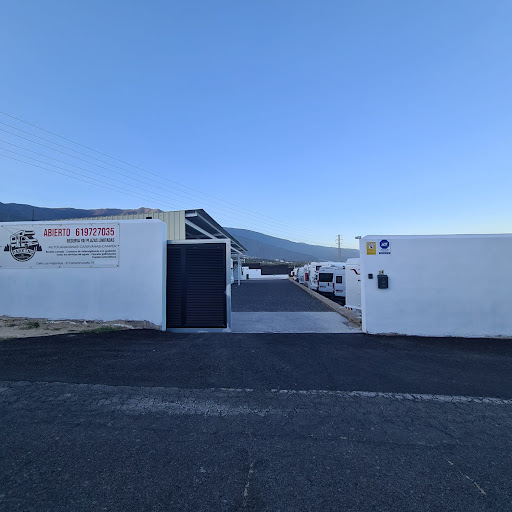 Parking Autocaravanas El Carretón Gallery - Spain