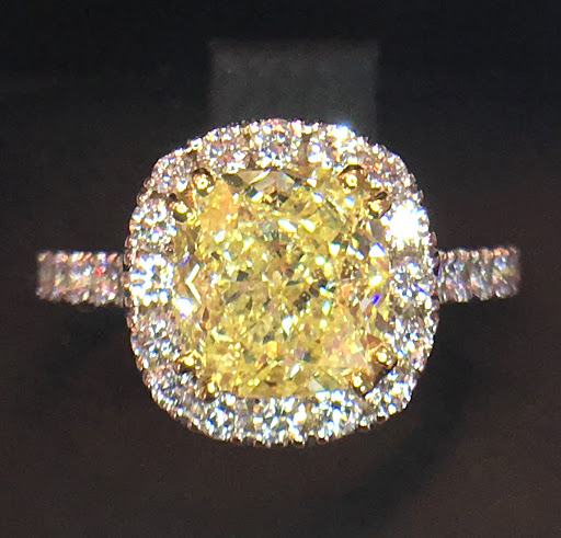 Monique of Switzerland Jewelers Gallery - United States