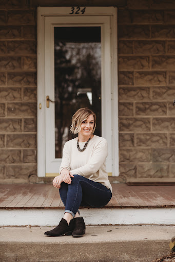 Julia Oellerich, REALTOR RE/MAX Preferred - Thumbnail
