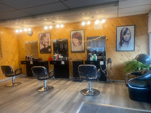 Shear Illusions Unisex Salon