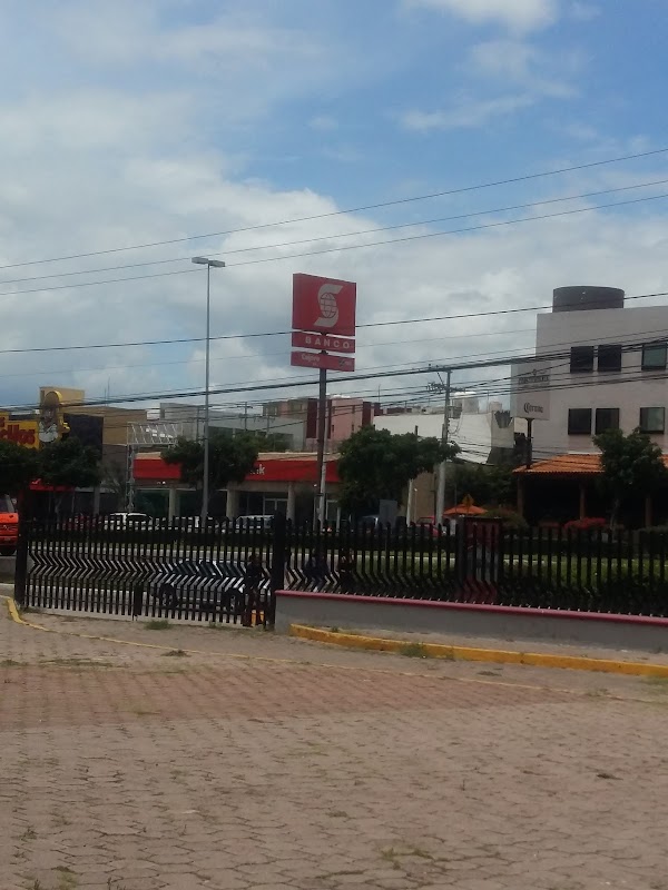 Obtener indicaciones para Scotiabank Inverlat en el mapa, Santiago de Querétaro