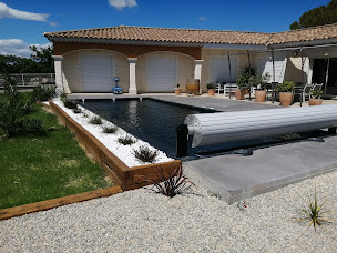 Photo n°4 de FREEDOM PISCINE VAUCLUSE à Vedène (Magasin de matériel pour piscines)