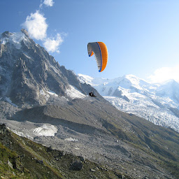 Photo n°4 de Ascendance Parapente Chamonix à Chamonix-Mont-Blanc (Centre de sports d'aventure)