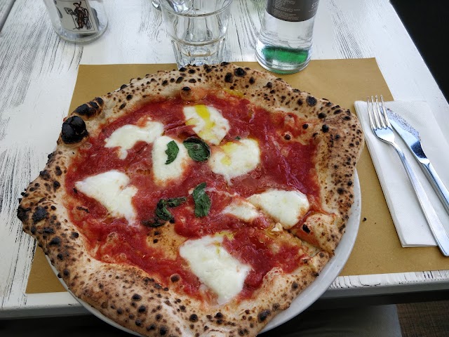 Pizza Madre