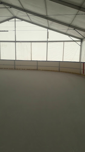 Comentarii opinii despre Kazincbarcikai jégpálya