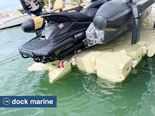 Photo n°41 de Dock Marine France à Givet (Magasin d'équipements et accessoires nautiques)