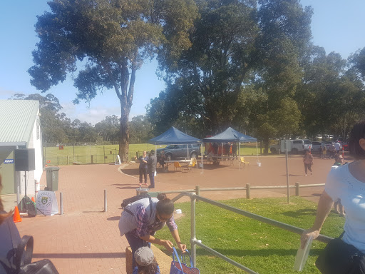 Harry Riseborough Oval - Thumbnail