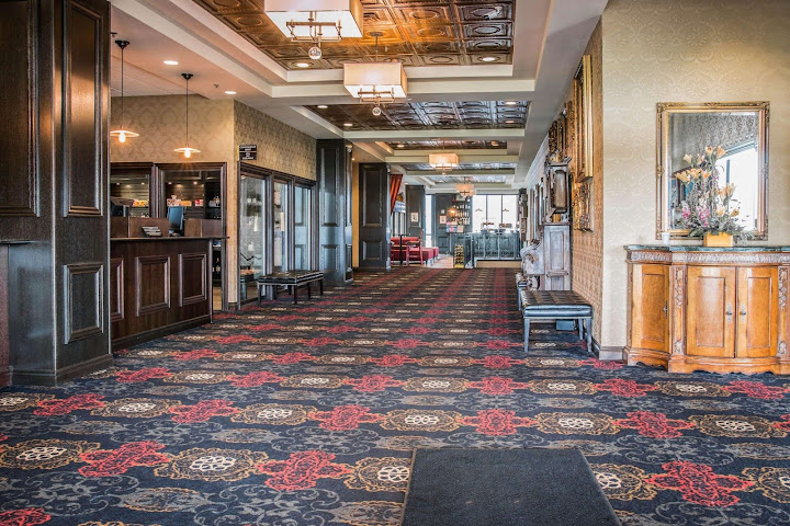 Shoreline Inn & Conference Center, an Ascend Collection Hotel by null