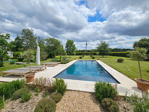 Photo n°30 de H. Lecomte Hydrobulles - Hydro Sud Romorantin-Lanthenay à Fontaines-en-Sologne (Magasin de matériel pour piscines)