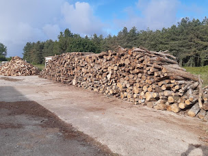 Photo n°27 de A MAX DE BOIS DE CHAUFFAGE à La Garnache (Magasin de bois de chauffage)