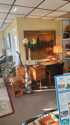 Unique Home Decor and Consignment - Thumbnail