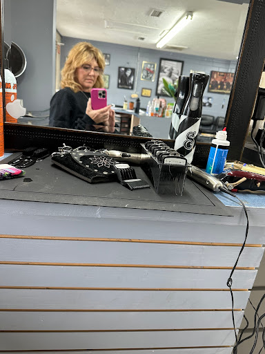 Trim Barbershop & Stylists - Thumbnail