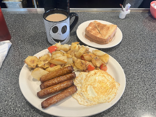 Tory's Cafe - Visual