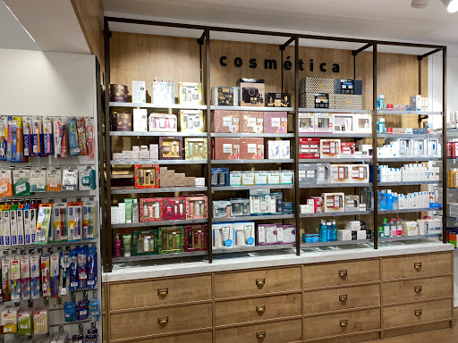 Farmacia Salvador Gallery - Spain