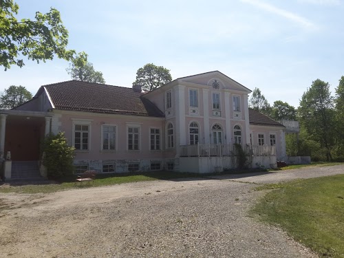 Oti manor