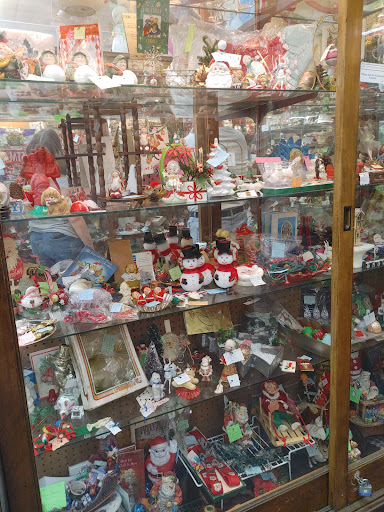 Yesteryear Antiques & Memories - Thumbnail