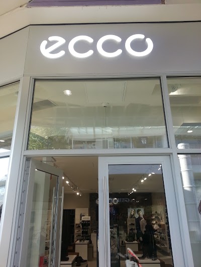 ECCO OAKBROOK