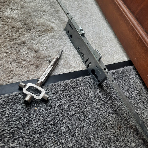 TPT SECURE LOCKSMITH - Visual
