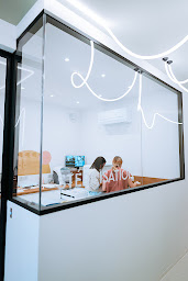 Photo n°4 de Cabinet Dentaire La Major. Dr Reynaud Chloe . Dr Le Rider Agathe. Dr Bach Margot. Dr Duc Dodon Camille . Dentiste 13002 à Marseille (Dentiste)