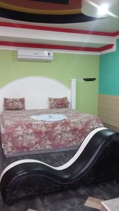 Photos of Dubai Suite's AutoHotel