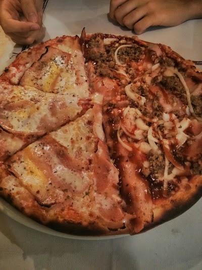Photos of Pizzeria Heladeria La Loma
