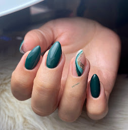 Photo n°5 de KALI ONGLES à Lavaur (Salon de manucure)