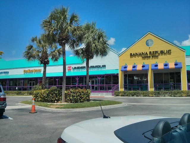 Sanibel Outlets