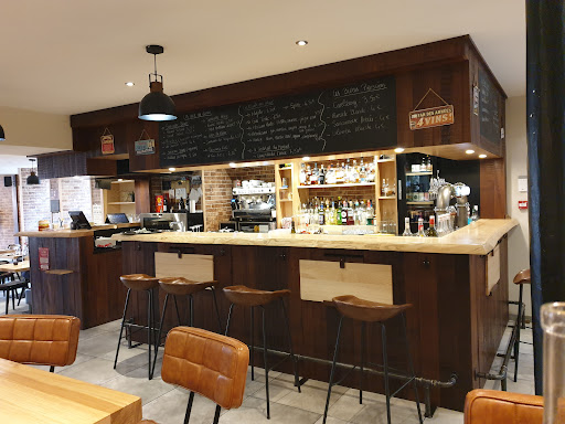 Photo 7 - Brasserie le Piton