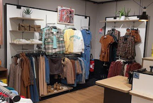 Photo n°5 de Cache Cache à Altkirch (Magasin de vêtements pour femmes)