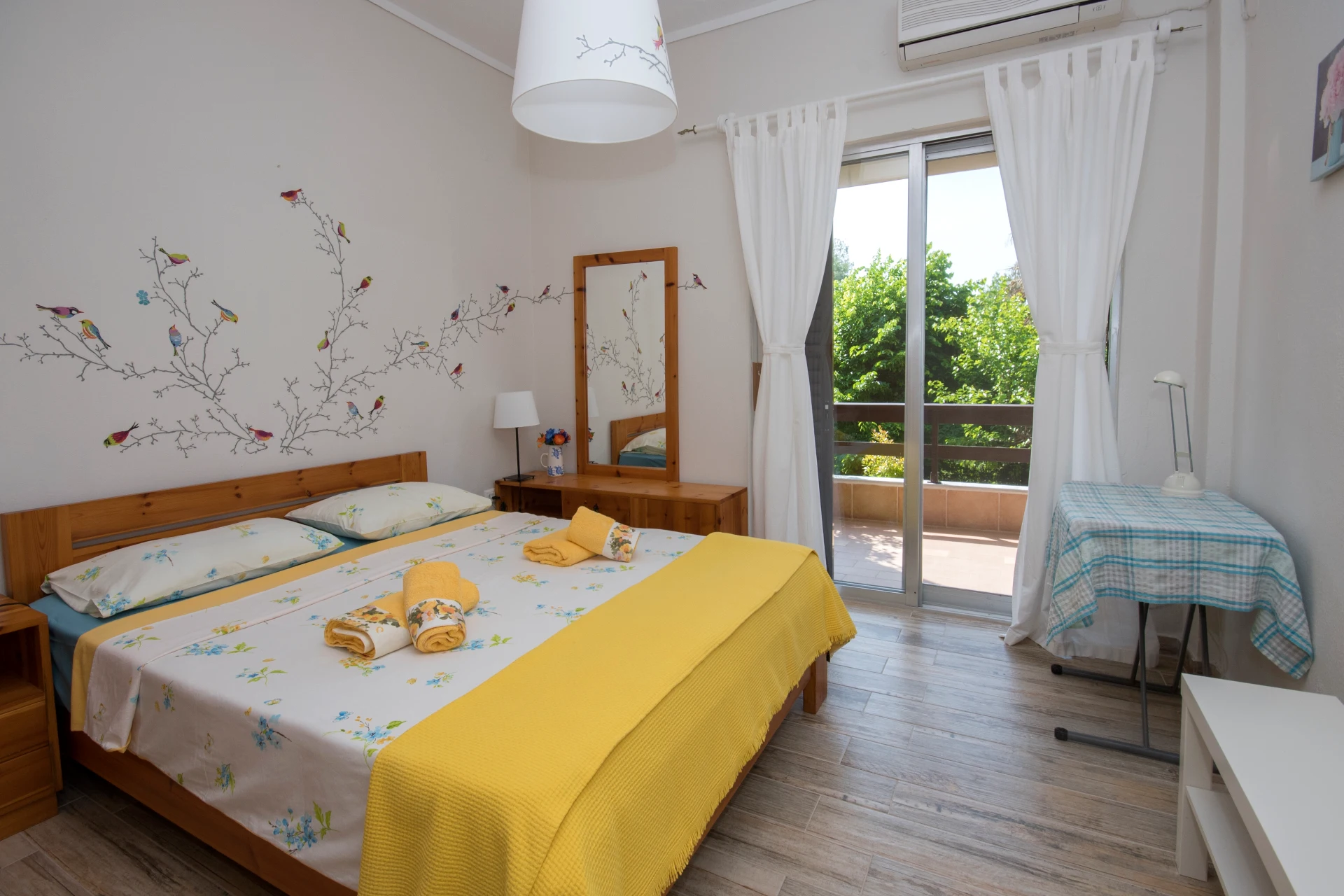 Daniil's Seafront Apartment