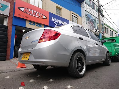 Photos of Be TIRE MAXXIS