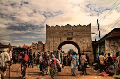 Photos of Asma'adin Gate