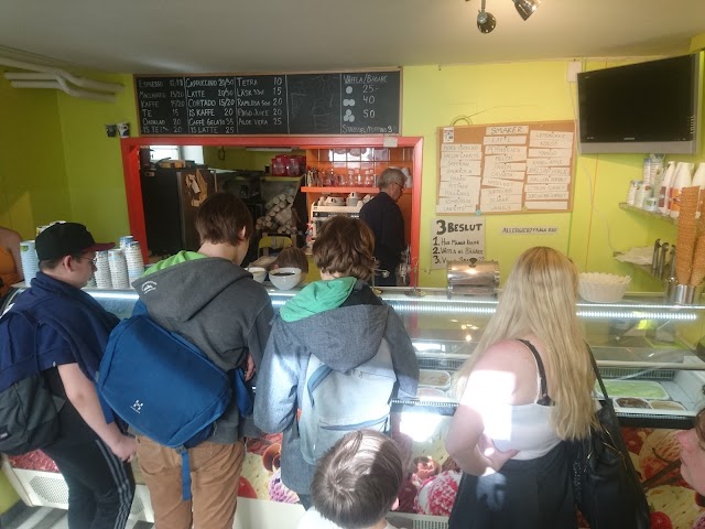 La Venezia ice cream bar