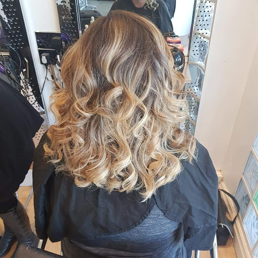 X-Elle hairdressing Gallery - United Kingdom