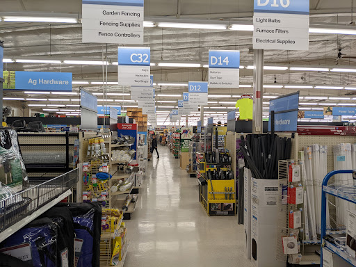 Blain's Farm & Fleet - Belvidere, Illinois - Thumbnail