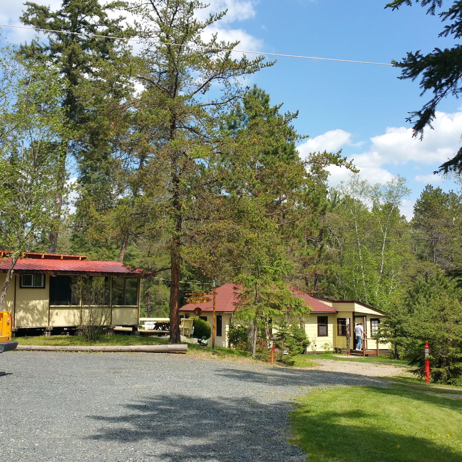 River camp. Кенора Канада. Кенора Канада мэрия.