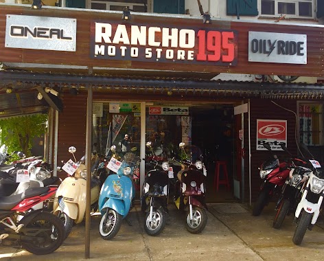 RANCHO 195 MOTO STORE, Author: Edgardo Vazquez