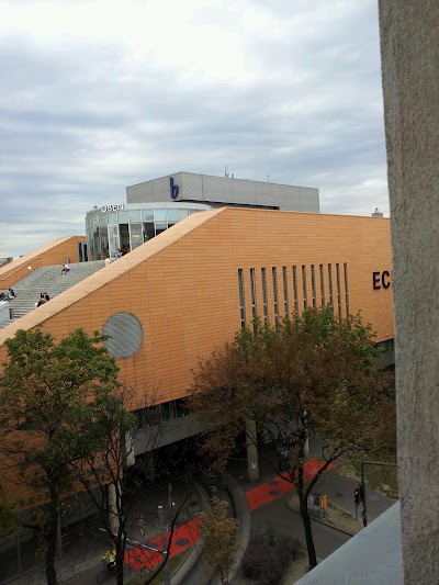 Photos of Central Library on the G&uuml;rtel