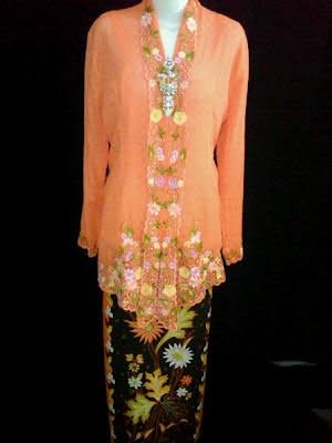 photo of SEWA BAJU ADAT DOT COM | Sanggar Nusantara dot com dan Busana Betawi dot com hub. Hp & wa 085211711318