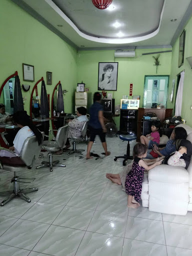 Friend's Salon Nganjuk - Jatim