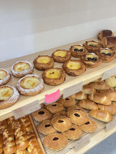 ベーカリーなないろヒュッテ