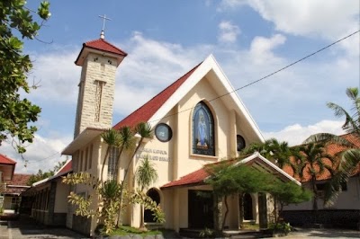 Photos of Gereja Katolik Maria Ratu Damai