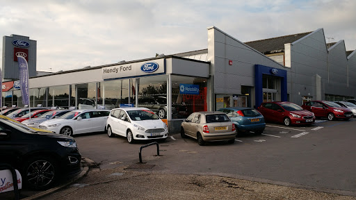Hendy FordStore Portsmouth Logo