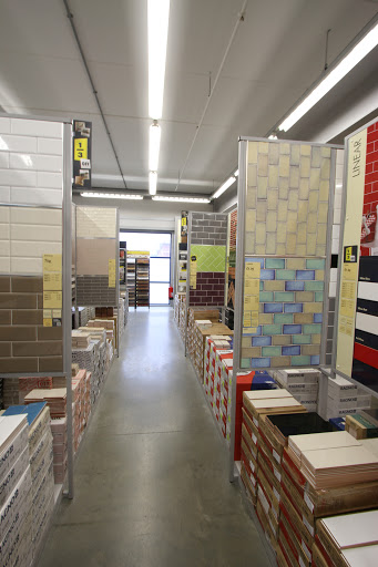 Topps Tiles Enderby - Thumbnail