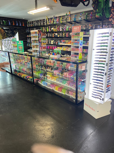 Mr. Greens Smoke Shop & Accessories - Thumbnail