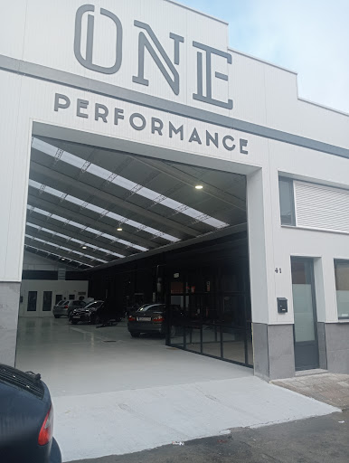 One Performance SL Gallery - Spain