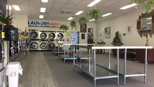 LAUNDRY4655